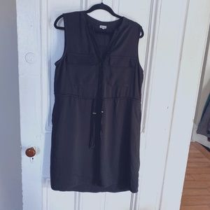 BLACK DRAWSTRING DRESS WITH GOLD DETAILING